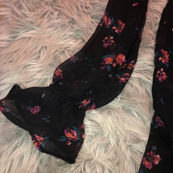 Hollister Spring Dress - Picture 3 of 4